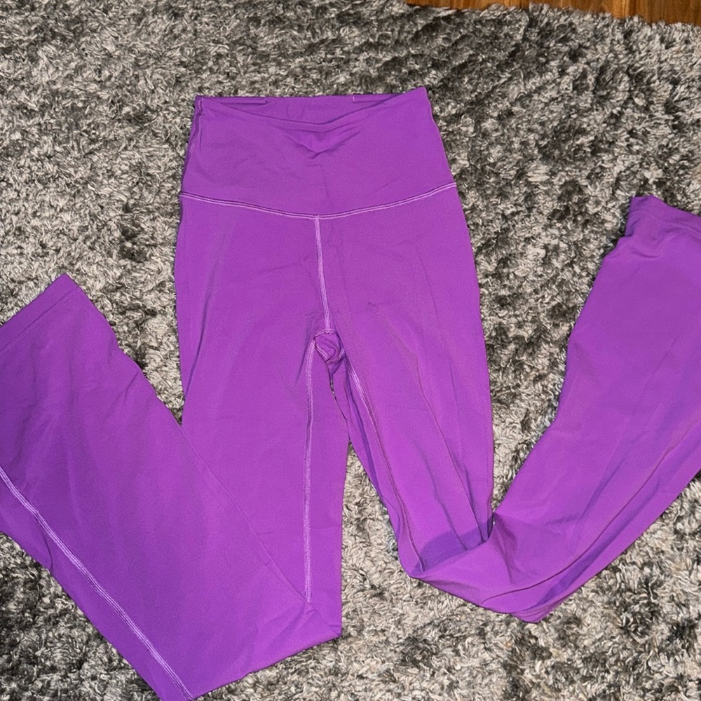 Lululemon Groove Super High Rise Flared Pant Nulu Moonlit Magenta Size 2